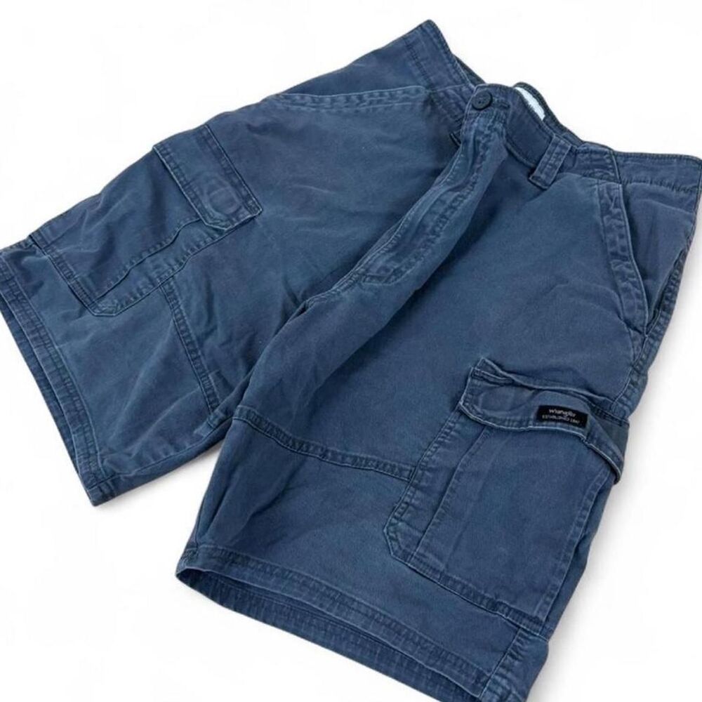 Wrangler Men's Grey and Navy Shorts